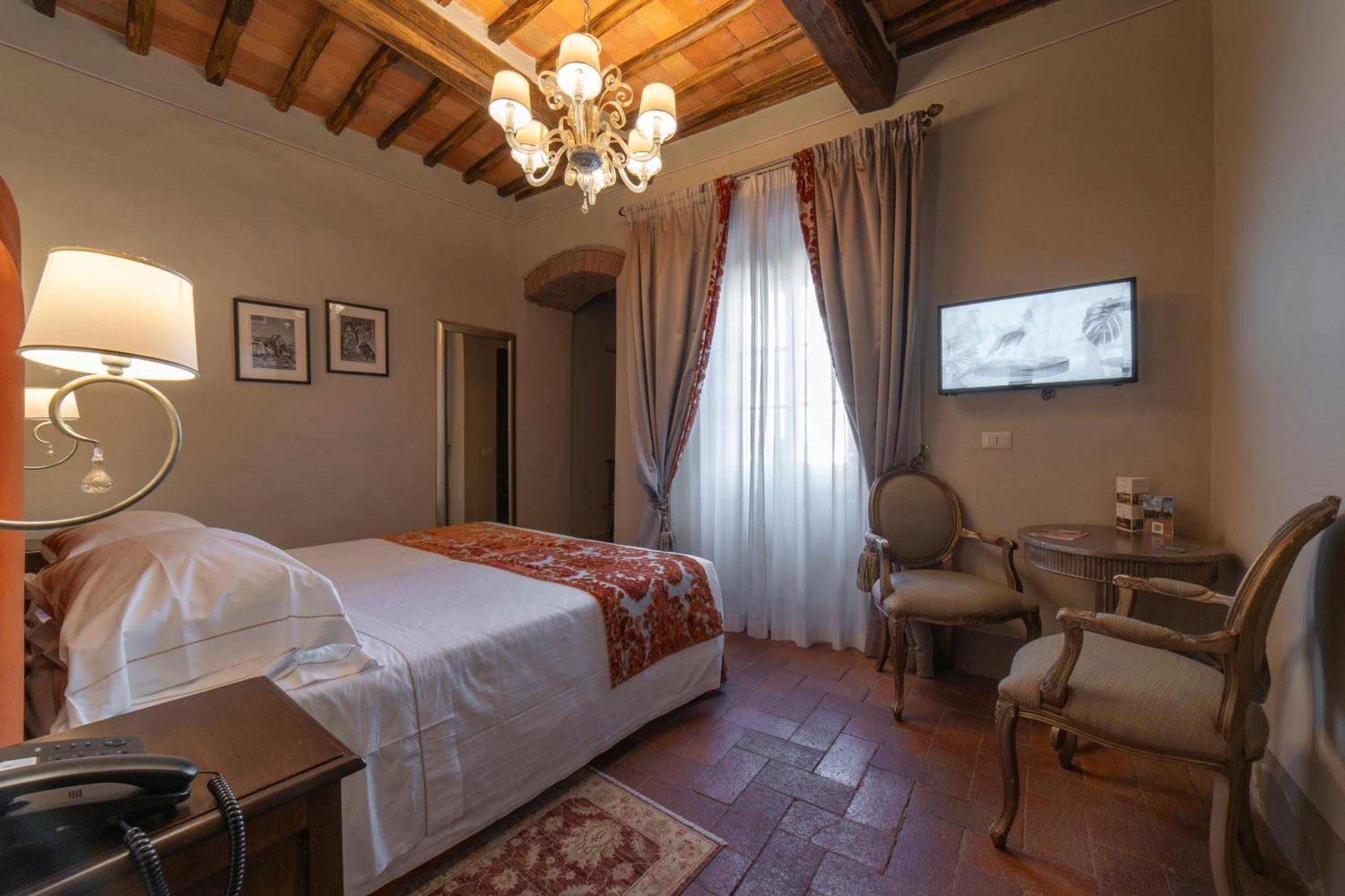 Palazzo Leopoldo Dimora Storica & Spa Radda in Chianti Exterior foto